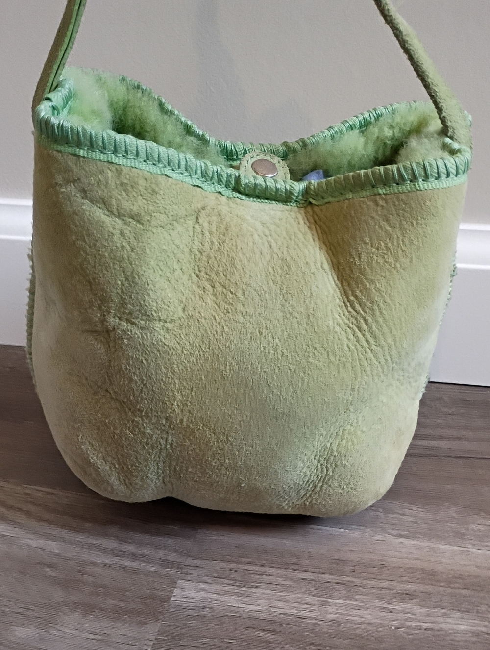 UGG Vintage Y2K Light Green Suede Sherpa Chunky Puff Mini Bucket Tote Handbag - Picture 2 of 8